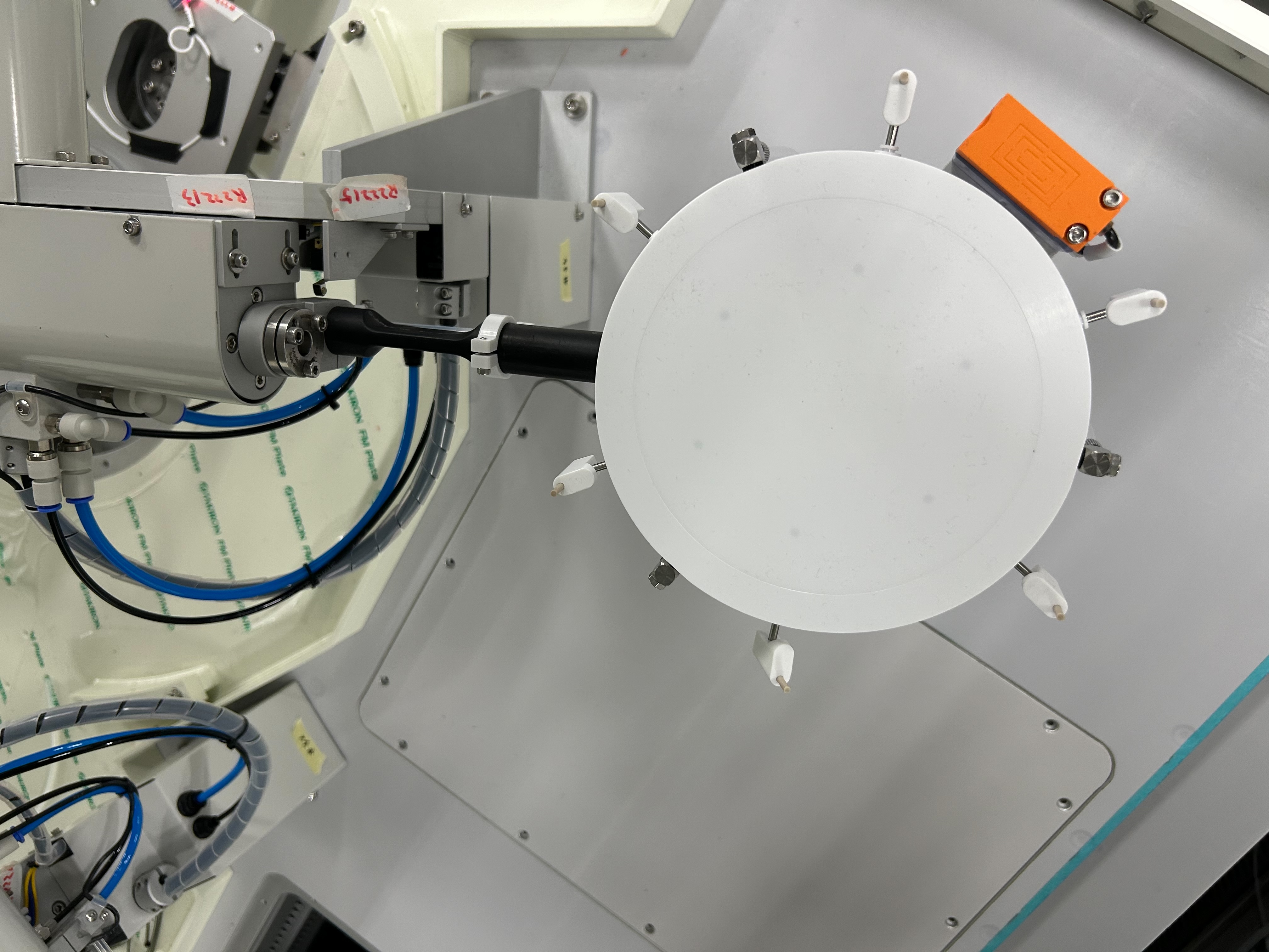 Bernoulli ECO Grip - Advanced Wafer Handling Solution