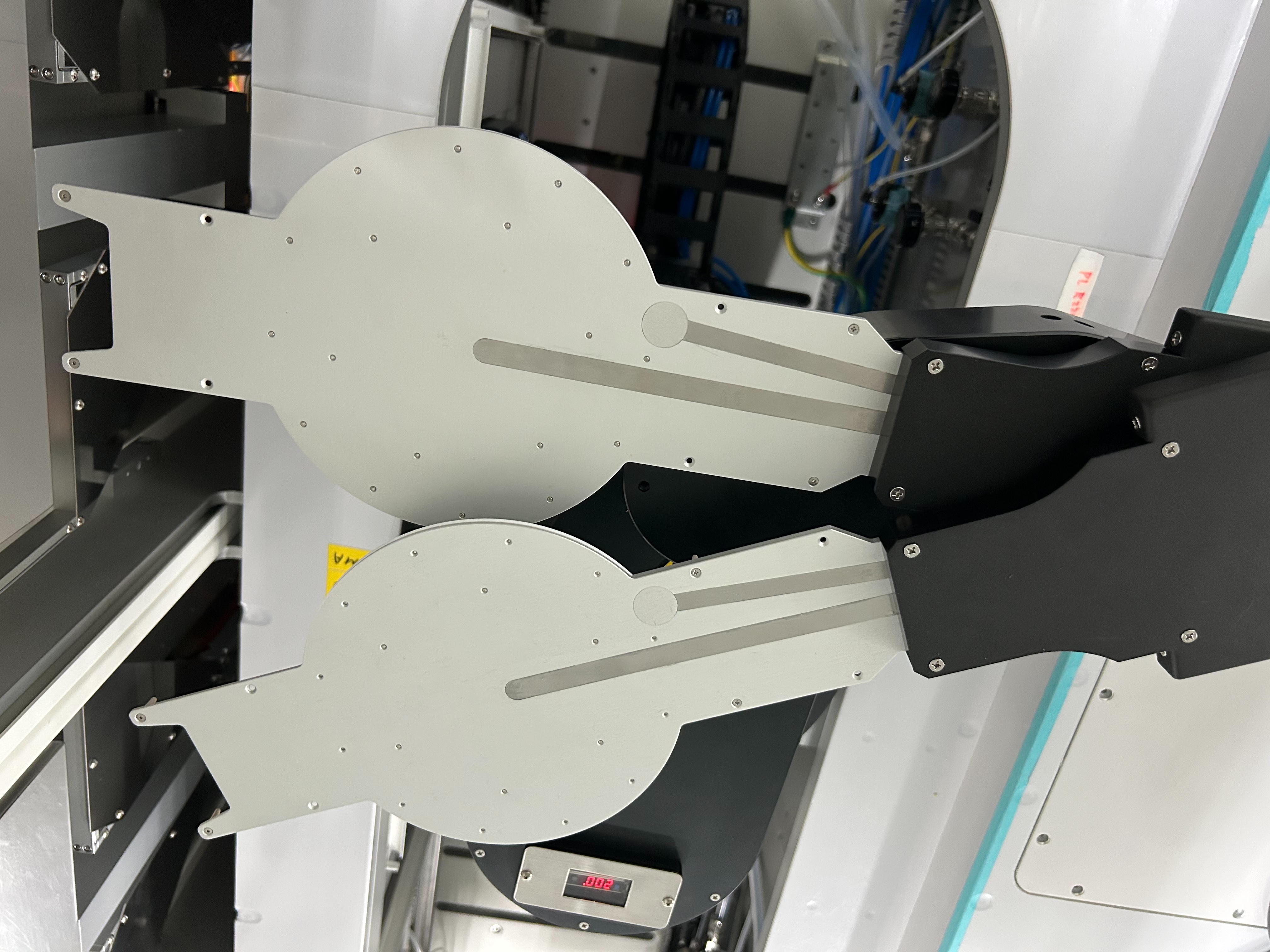 Bernoulli Robot End Effector - Precision Wafer Transport